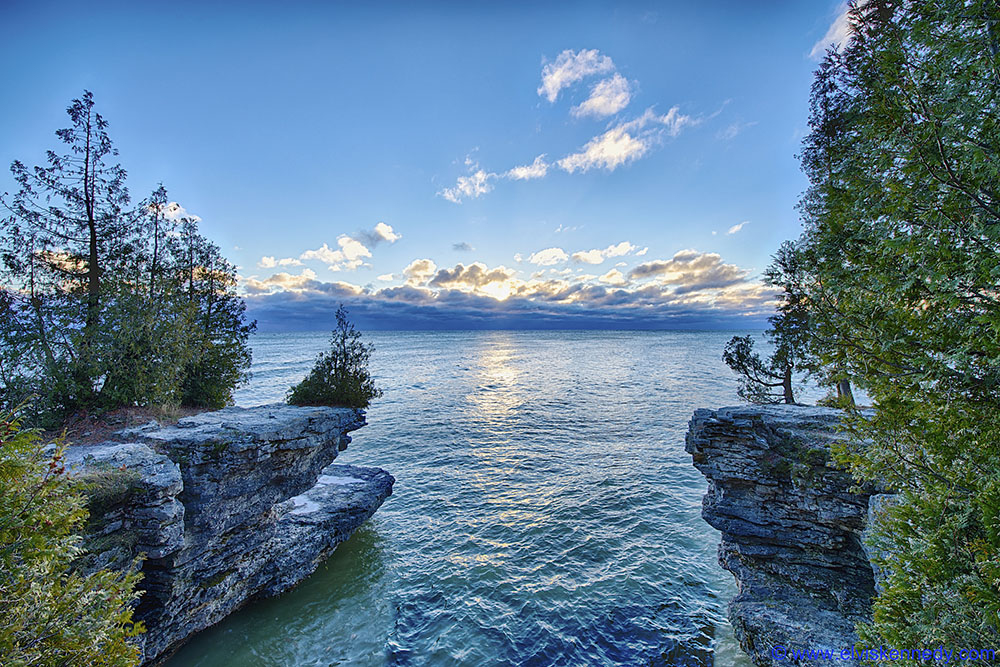 Lake Michigan, photo: flickr.com/elviskennedy  (CC BY-NC-ND 2.0) 