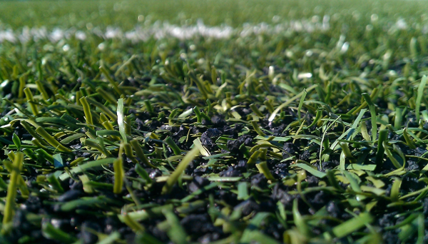 Rubber crumb artificial turf